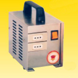 PDU2S Transformator 200W für 2 Pizzawarmhaltetaschen, Maße 19 x 12 x H 21 cm, Gewicht: 4,5 Kg Produktbild